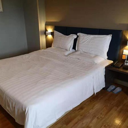 7Days Inn Shenzhen Shajing Shiming Square Zewnętrze zdjęcie