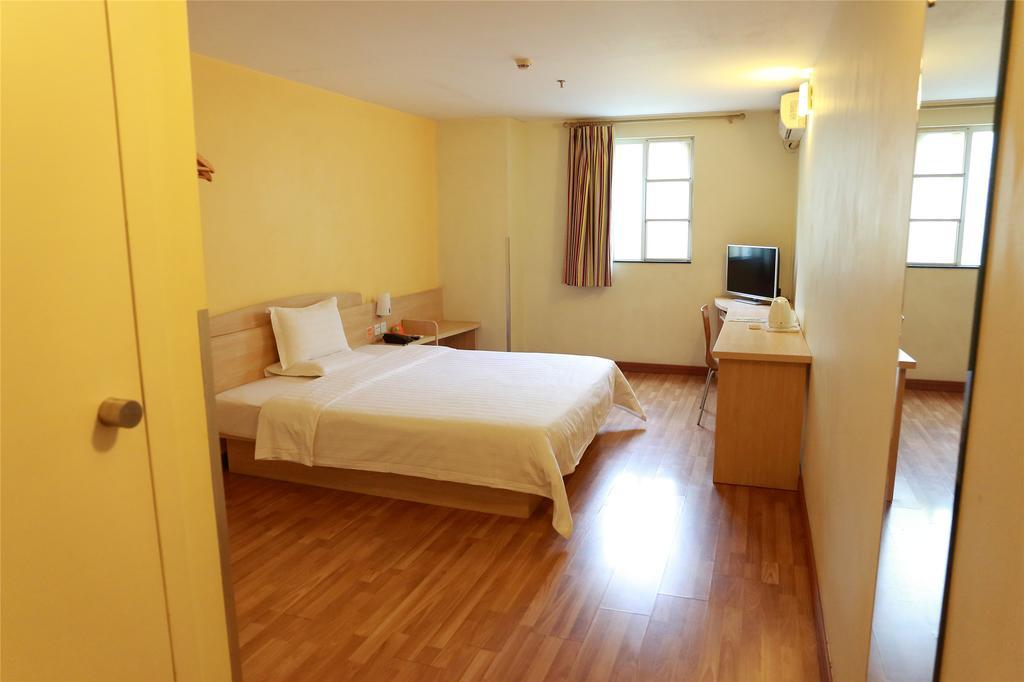 7Days Inn Shenzhen Shajing Shiming Square Zewnętrze zdjęcie